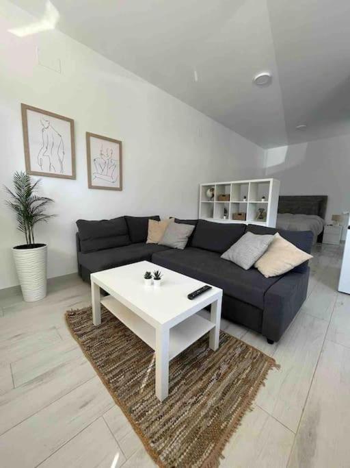 Estudio Playa La Misericordia Malaga Luaran gambar
